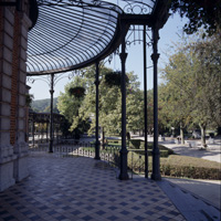 Verrière de l'office du tourisme